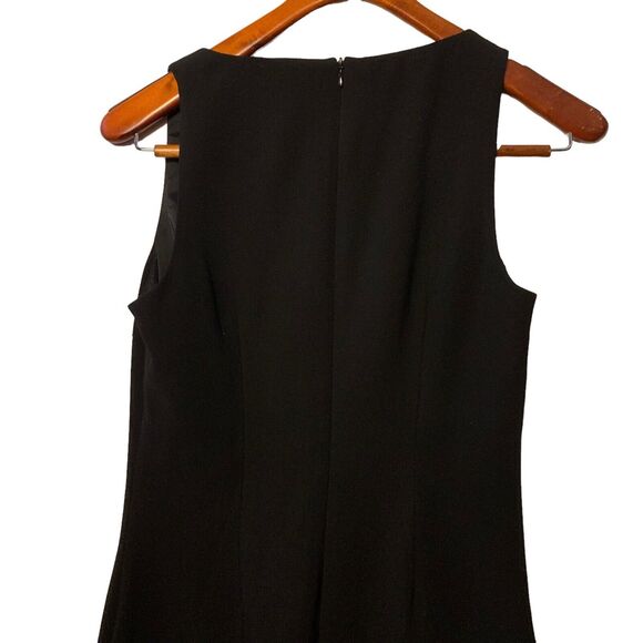 TRINA TURK Black Sleeveless V-Neck Midi Dress Crochet Hem Women's 4 - Picture 6 of 10